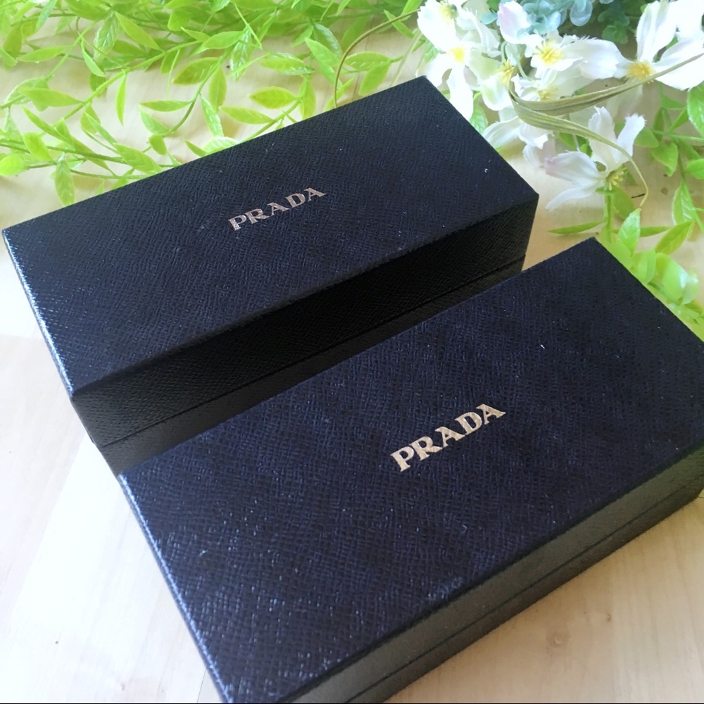 PRADA Sunglasses Gift Box Only Empty (2)